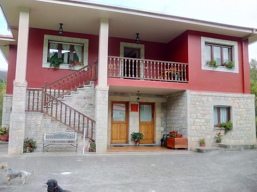 Apartments Aurora La Robellada de Onis Zewnętrze zdjęcie
