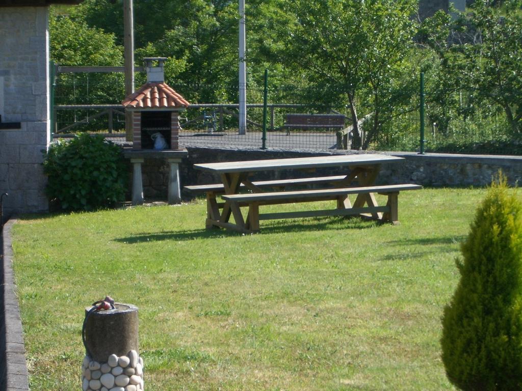 Apartments Aurora La Robellada de Onis Zewnętrze zdjęcie