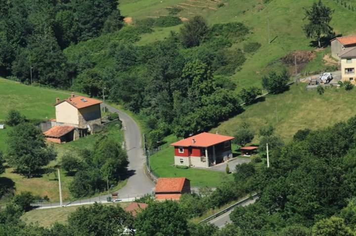 Apartments Aurora La Robellada de Onis Zewnętrze zdjęcie